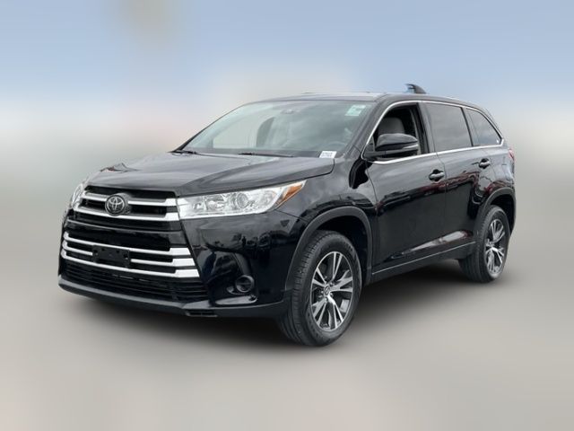 2018 Toyota Highlander LE