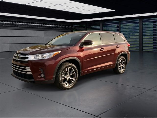 2018 Toyota Highlander LE