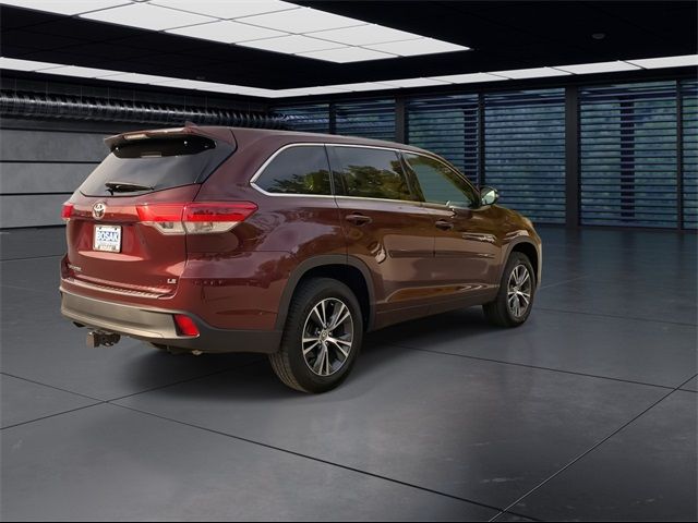 2018 Toyota Highlander LE