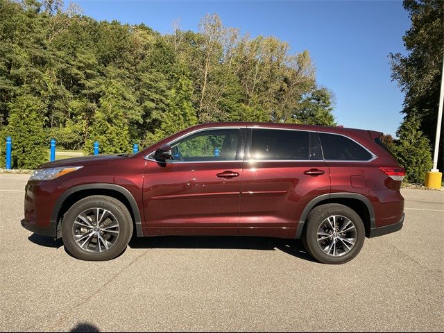 2018 Toyota Highlander LE