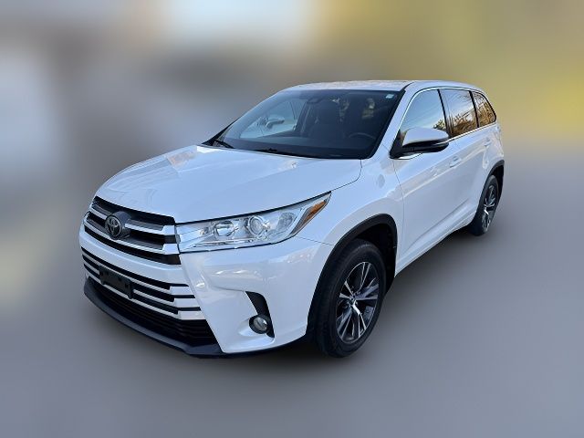 2018 Toyota Highlander LE