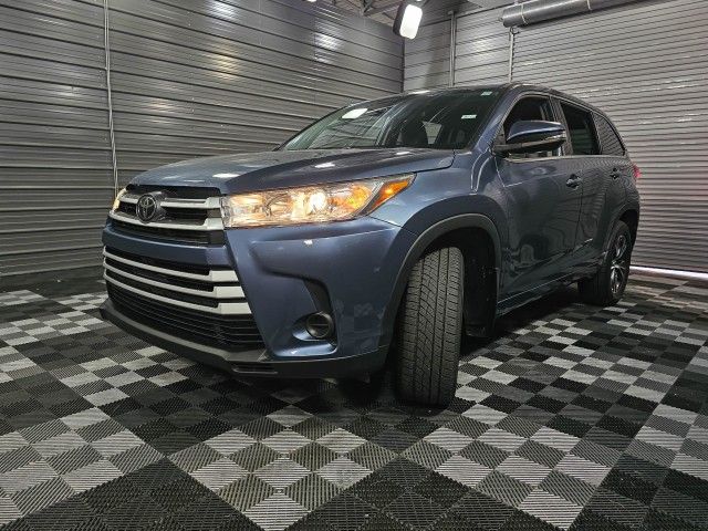 2018 Toyota Highlander LE