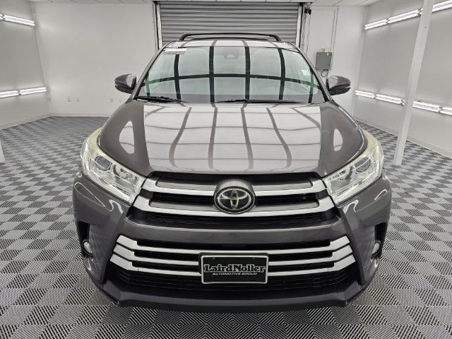 2018 Toyota Highlander LE