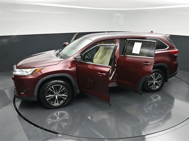 2018 Toyota Highlander LE Plus