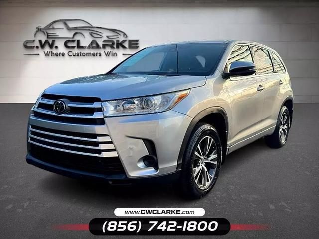 2018 Toyota Highlander LE