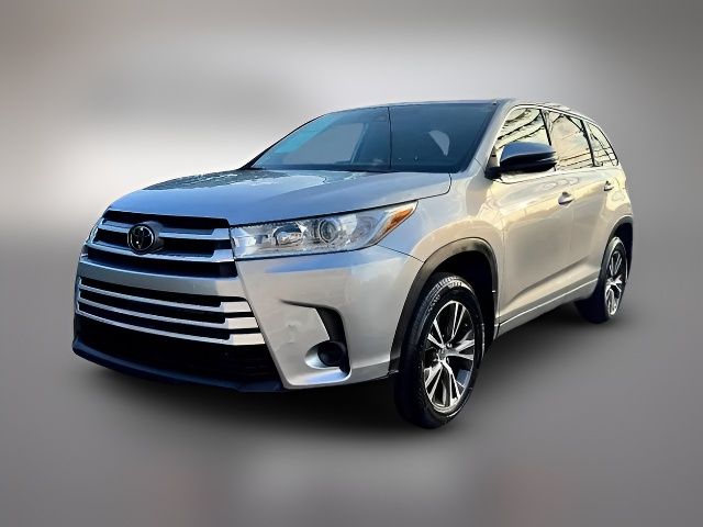 2018 Toyota Highlander LE