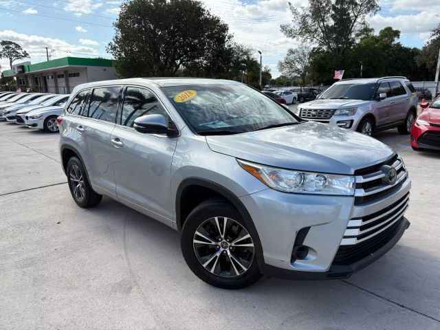 2018 Toyota Highlander LE