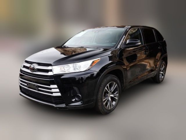 2018 Toyota Highlander LE