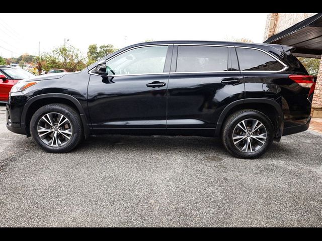 2018 Toyota Highlander LE