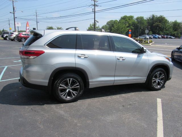 2018 Toyota Highlander LE