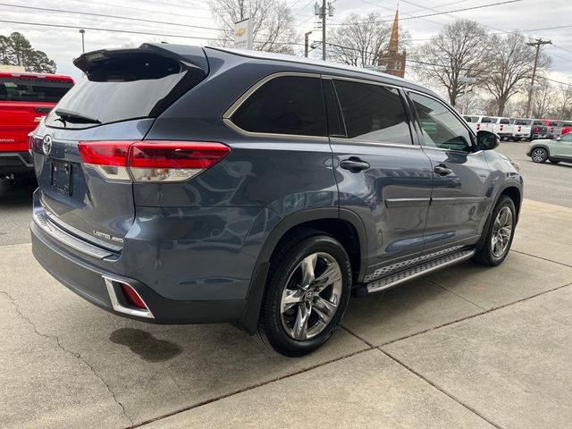 2018 Toyota Highlander 