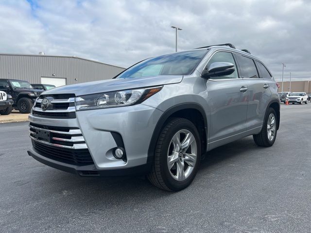 2018 Toyota Highlander 