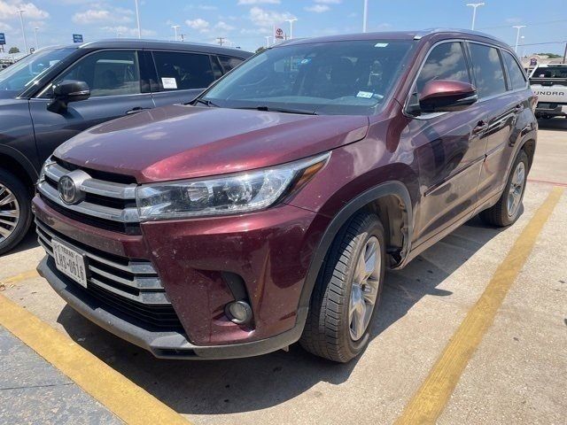 2018 Toyota Highlander 