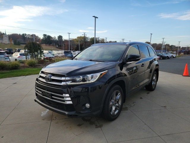 2018 Toyota Highlander Limited Platinum