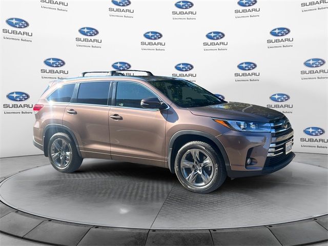 2018 Toyota Highlander Limited Platinum