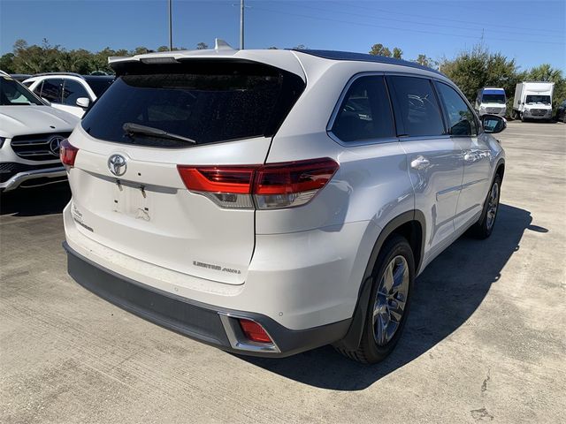 2018 Toyota Highlander 