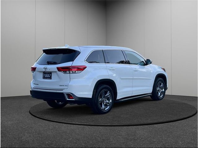 2018 Toyota Highlander 