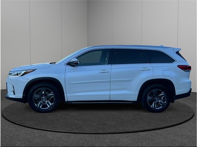 2018 Toyota Highlander 