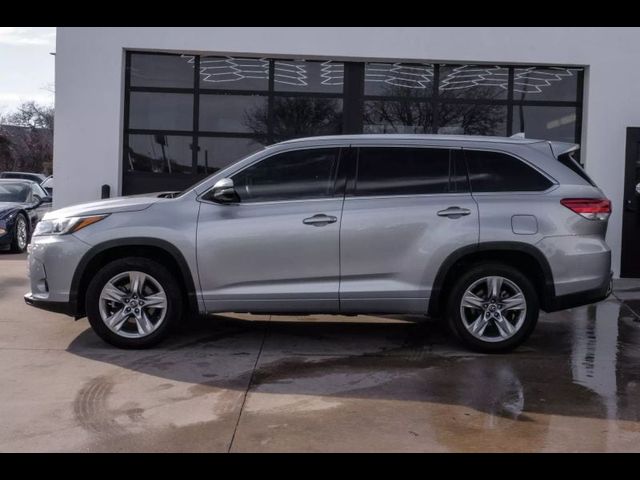 2018 Toyota Highlander 