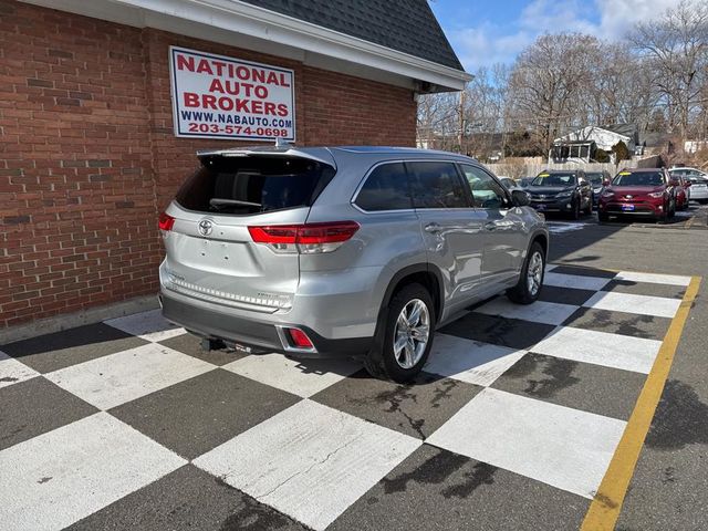 2018 Toyota Highlander 