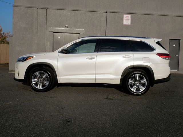 2018 Toyota Highlander 