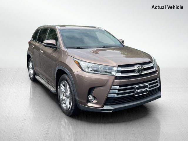 2018 Toyota Highlander 