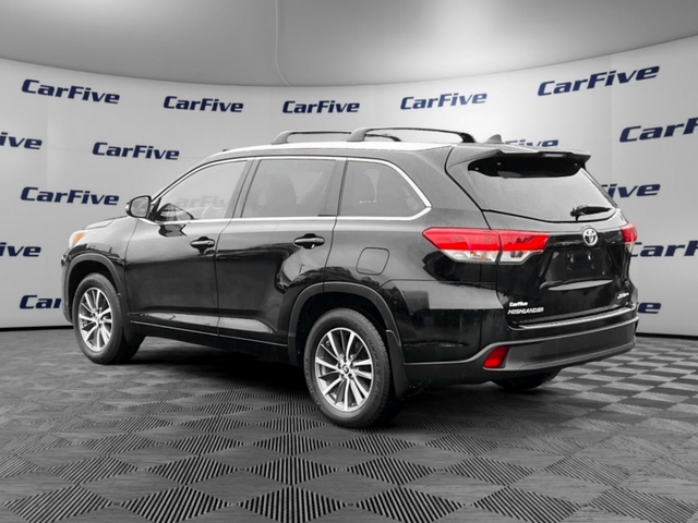 2018 Toyota Highlander SE