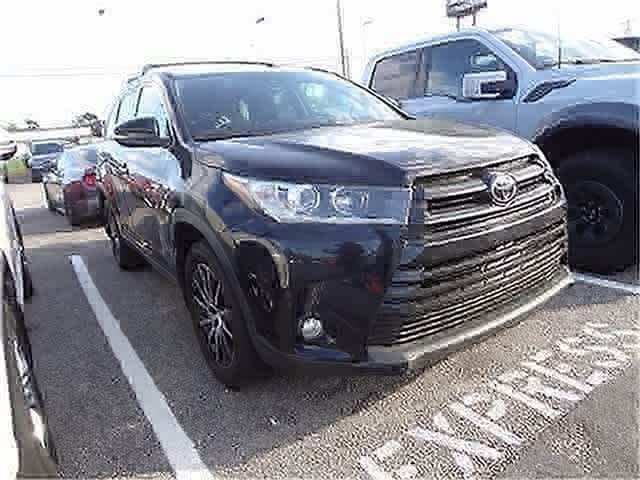 2018 Toyota Highlander SE