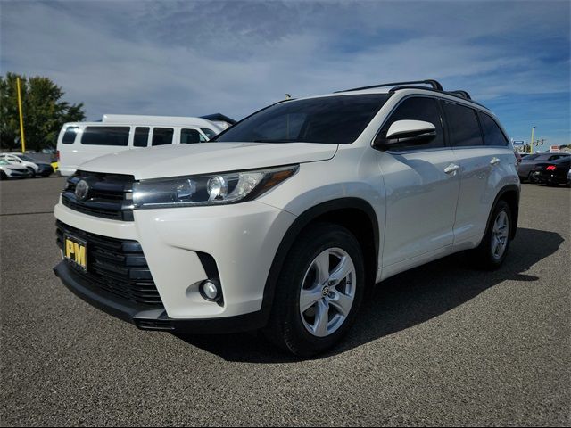 2018 Toyota Highlander SE