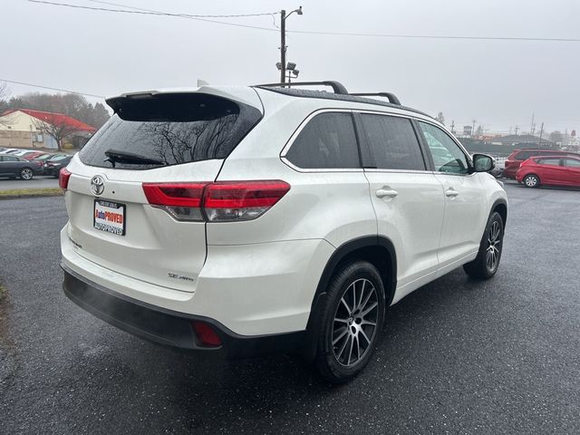 2018 Toyota Highlander SE