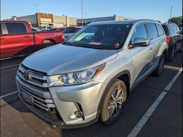 2018 Toyota Highlander SE