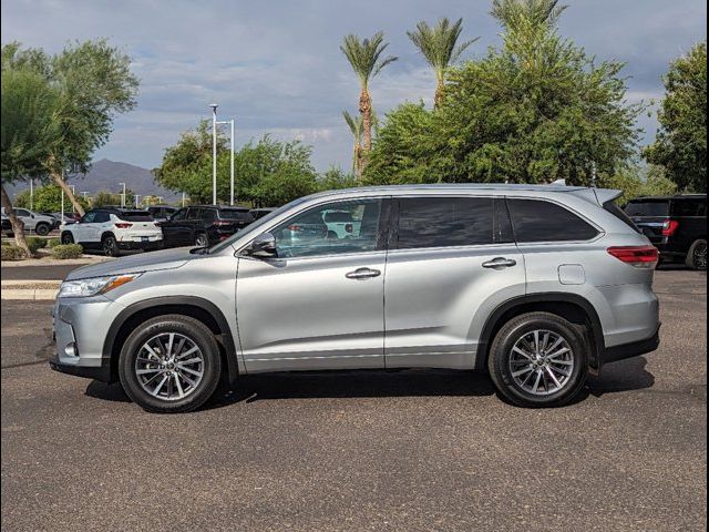 2018 Toyota Highlander SE