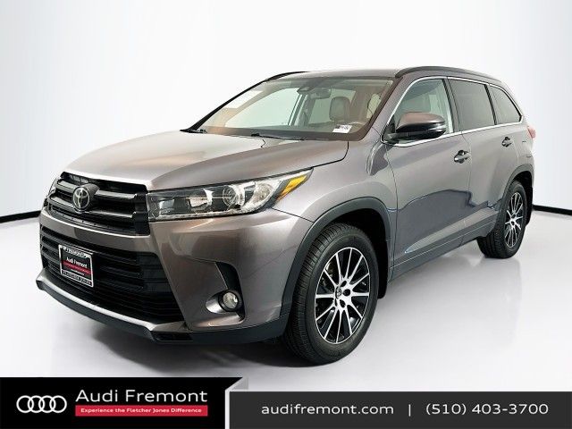 2018 Toyota Highlander SE