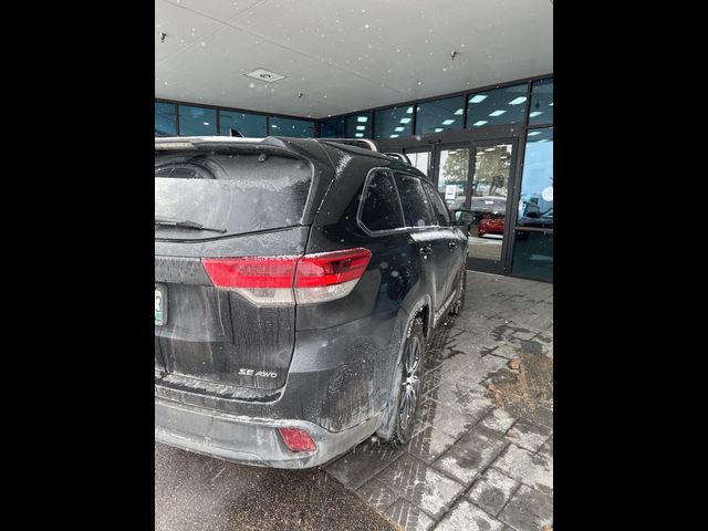 2018 Toyota Highlander SE