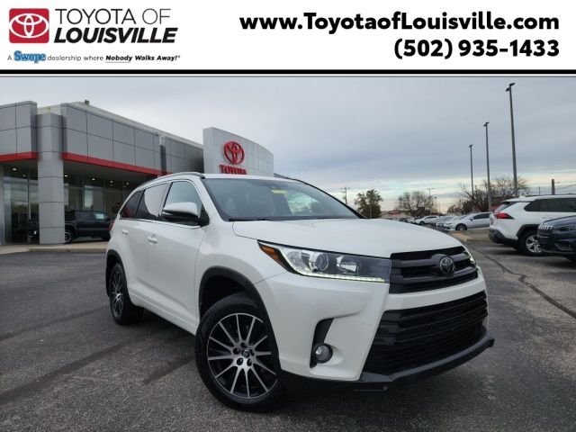 2018 Toyota Highlander SE