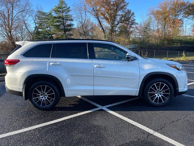 2018 Toyota Highlander SE