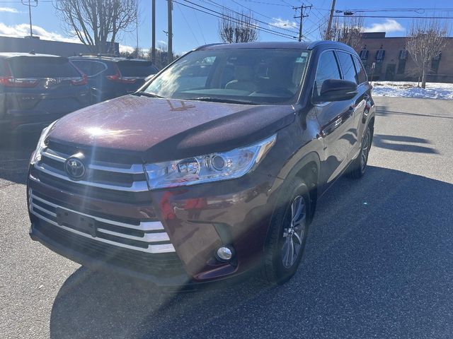 2018 Toyota Highlander SE