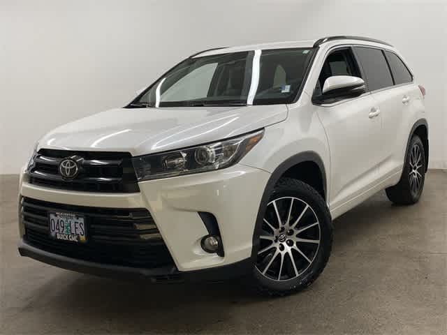 2018 Toyota Highlander SE