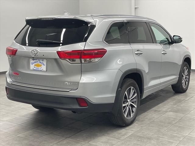 2018 Toyota Highlander SE