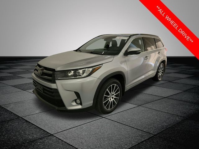 2018 Toyota Highlander SE