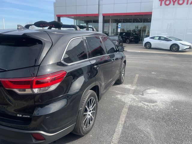 2018 Toyota Highlander SE