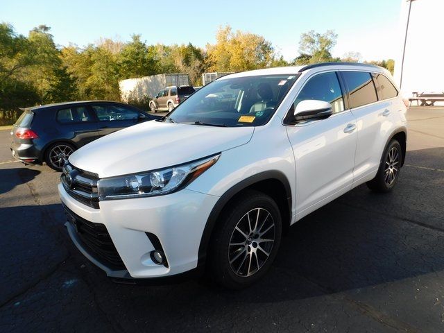 2018 Toyota Highlander SE