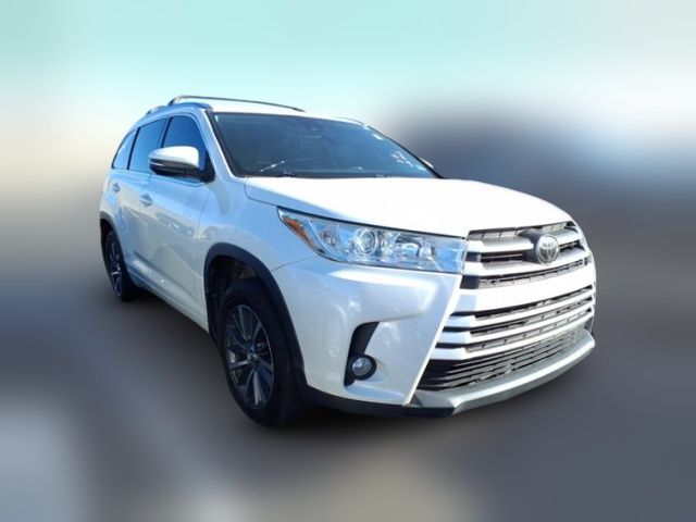 2018 Toyota Highlander SE