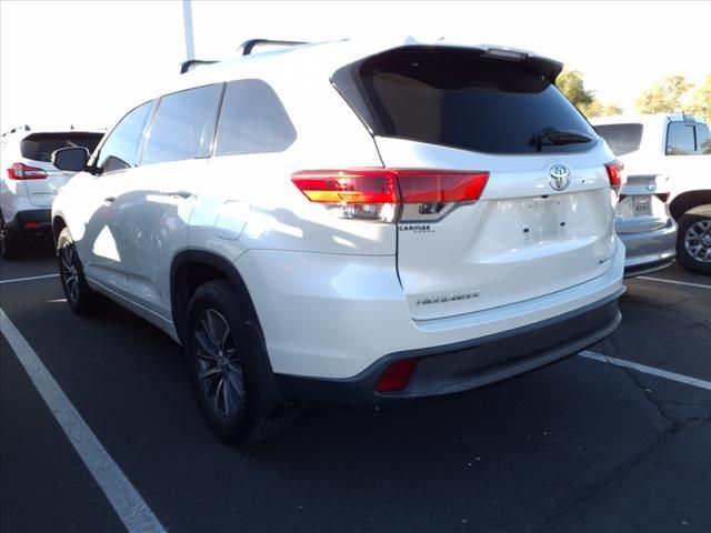 2018 Toyota Highlander SE