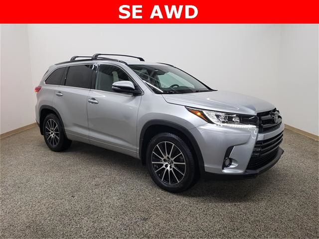 2018 Toyota Highlander SE