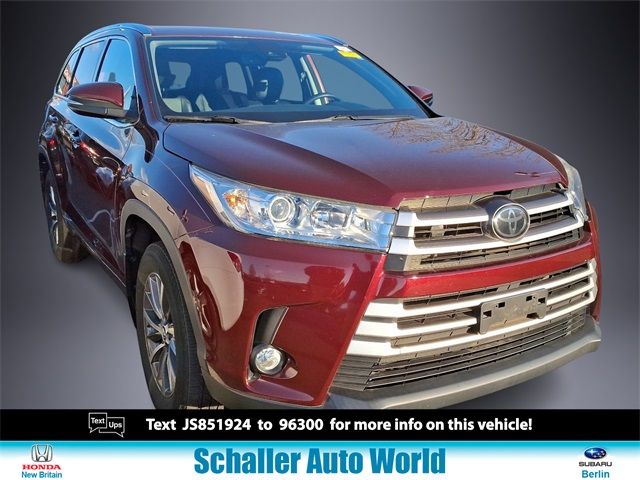 2018 Toyota Highlander SE