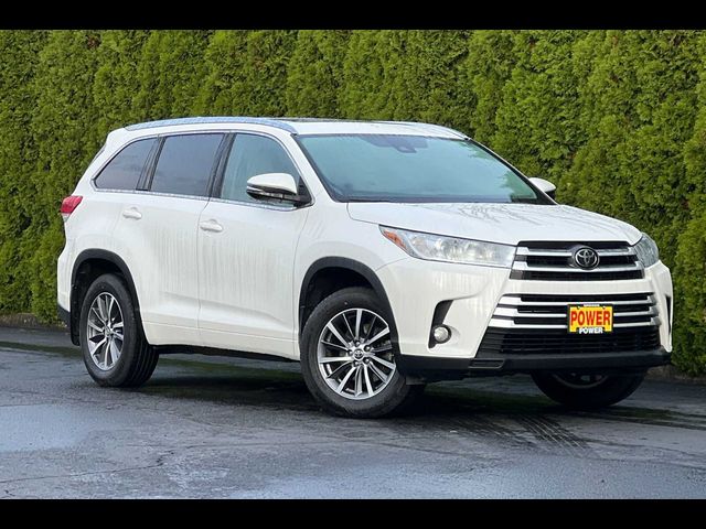 2018 Toyota Highlander SE