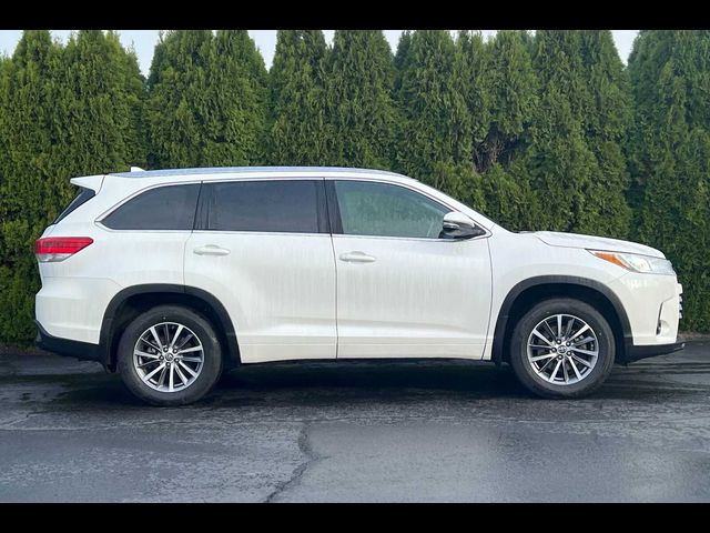 2018 Toyota Highlander SE