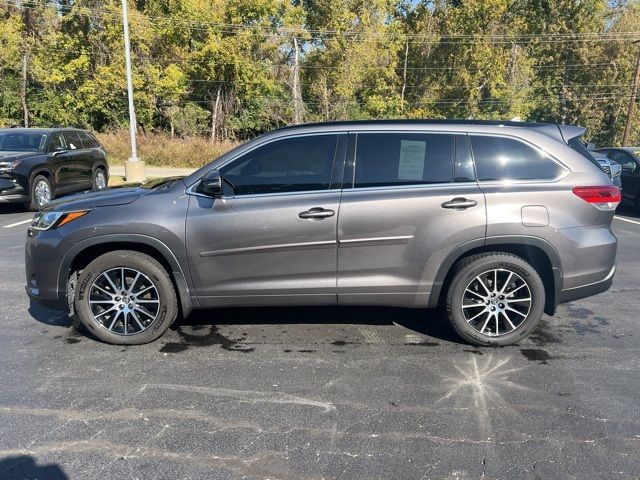 2018 Toyota Highlander SE