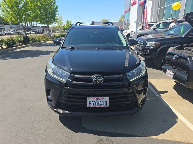 2018 Toyota Highlander SE